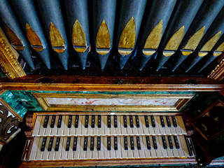 Photo de l’orgue attribué à Alari